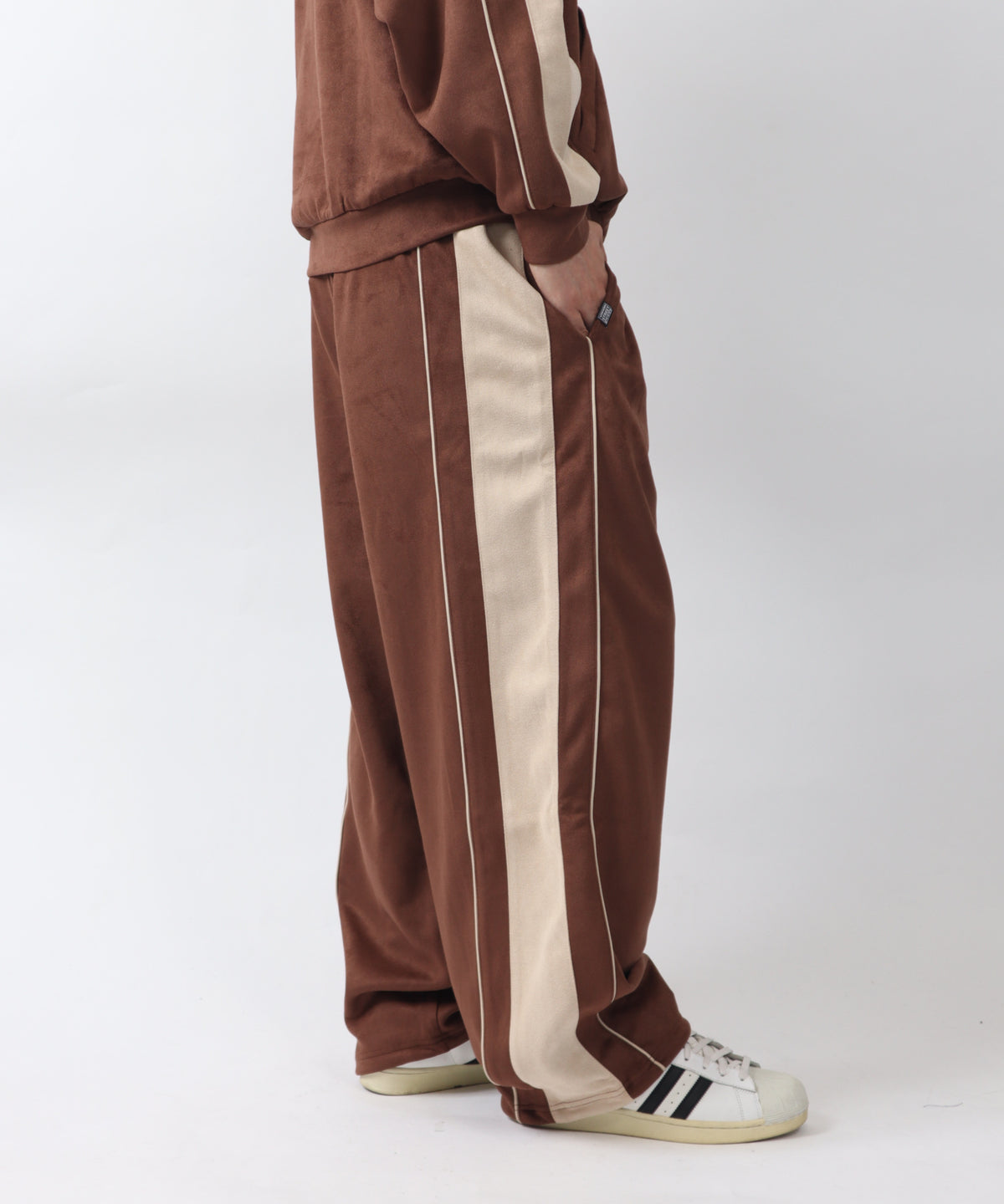 Fake suede track pants / フェイクスエードトラックパンツ