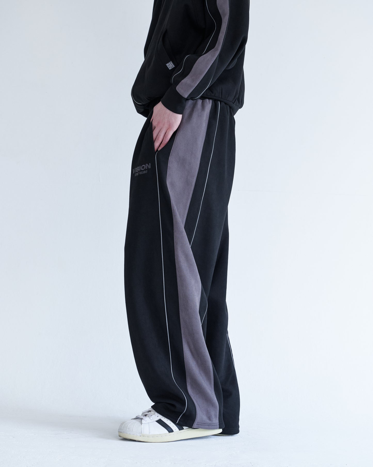 Fake suede track pants / フェイクスエードトラックパンツ