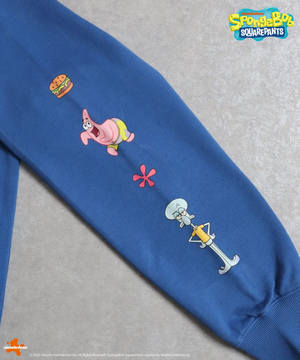 【スポンジ・ボブ】サガラ刺繍　袖プリントスウェット
