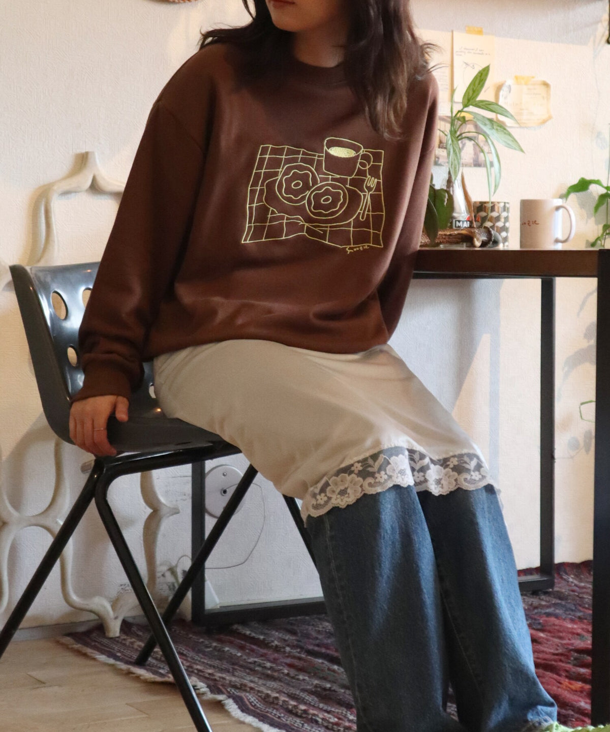ドーナツ刺繍スウェット