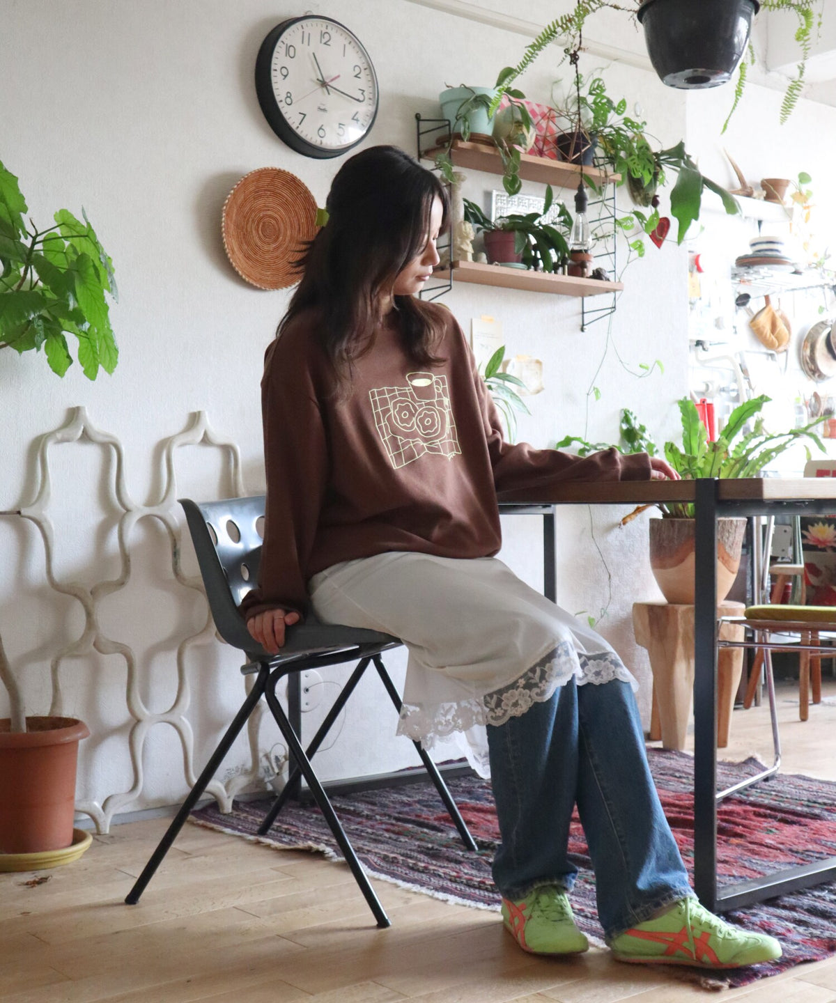 ドーナツ刺繍スウェット