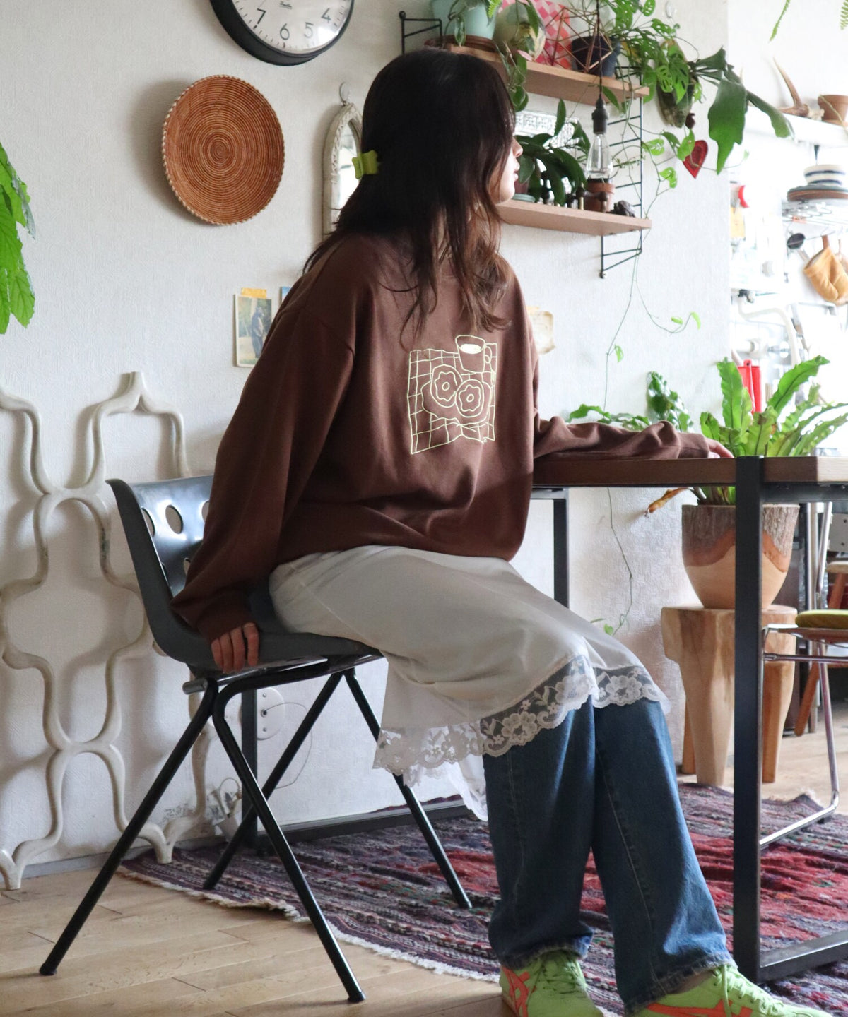 ドーナツ刺繍スウェット
