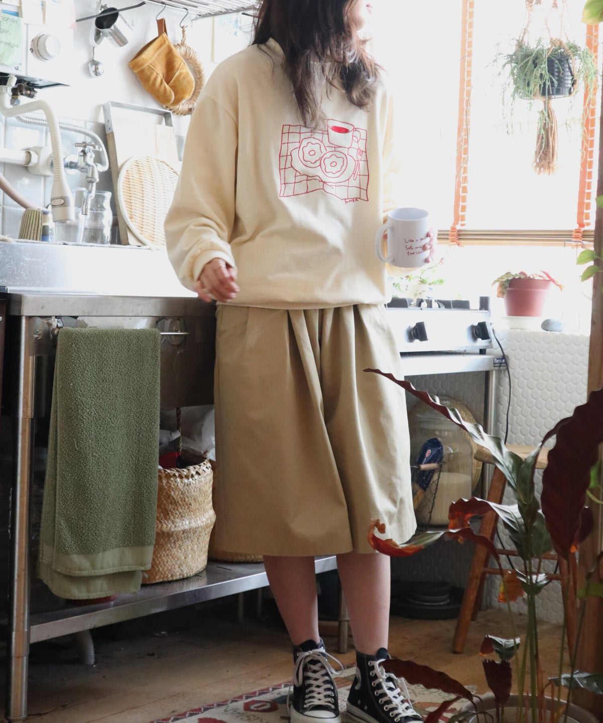 ドーナツ刺繍スウェット