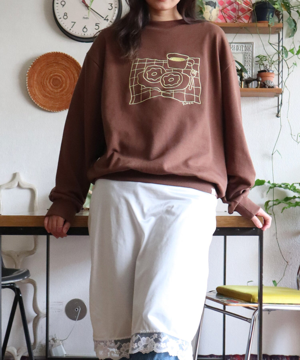ドーナツ刺繍スウェット