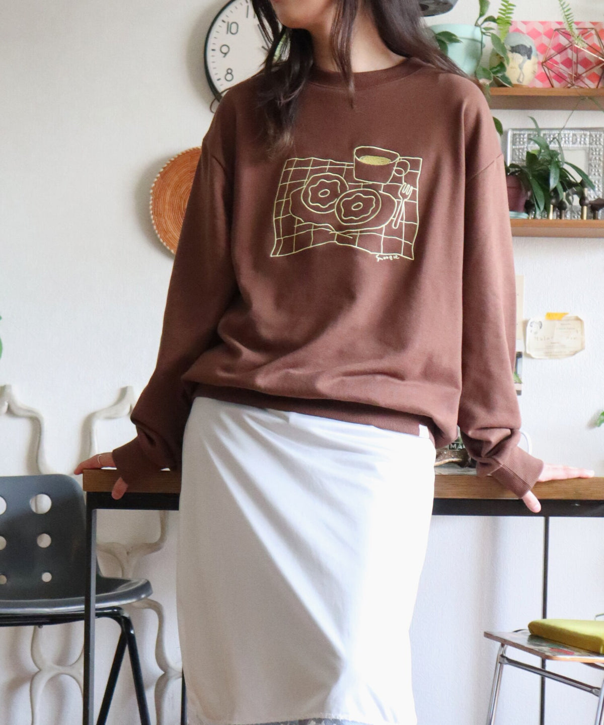 ドーナツ刺繍スウェット