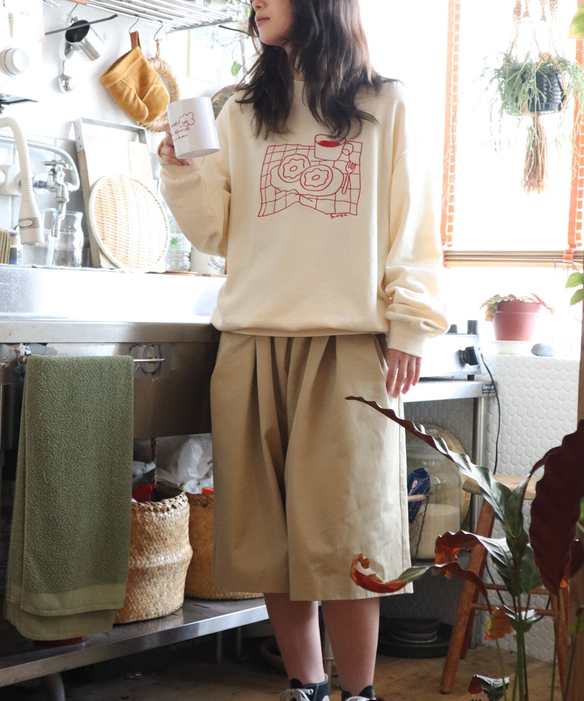 ドーナツ刺繍スウェット