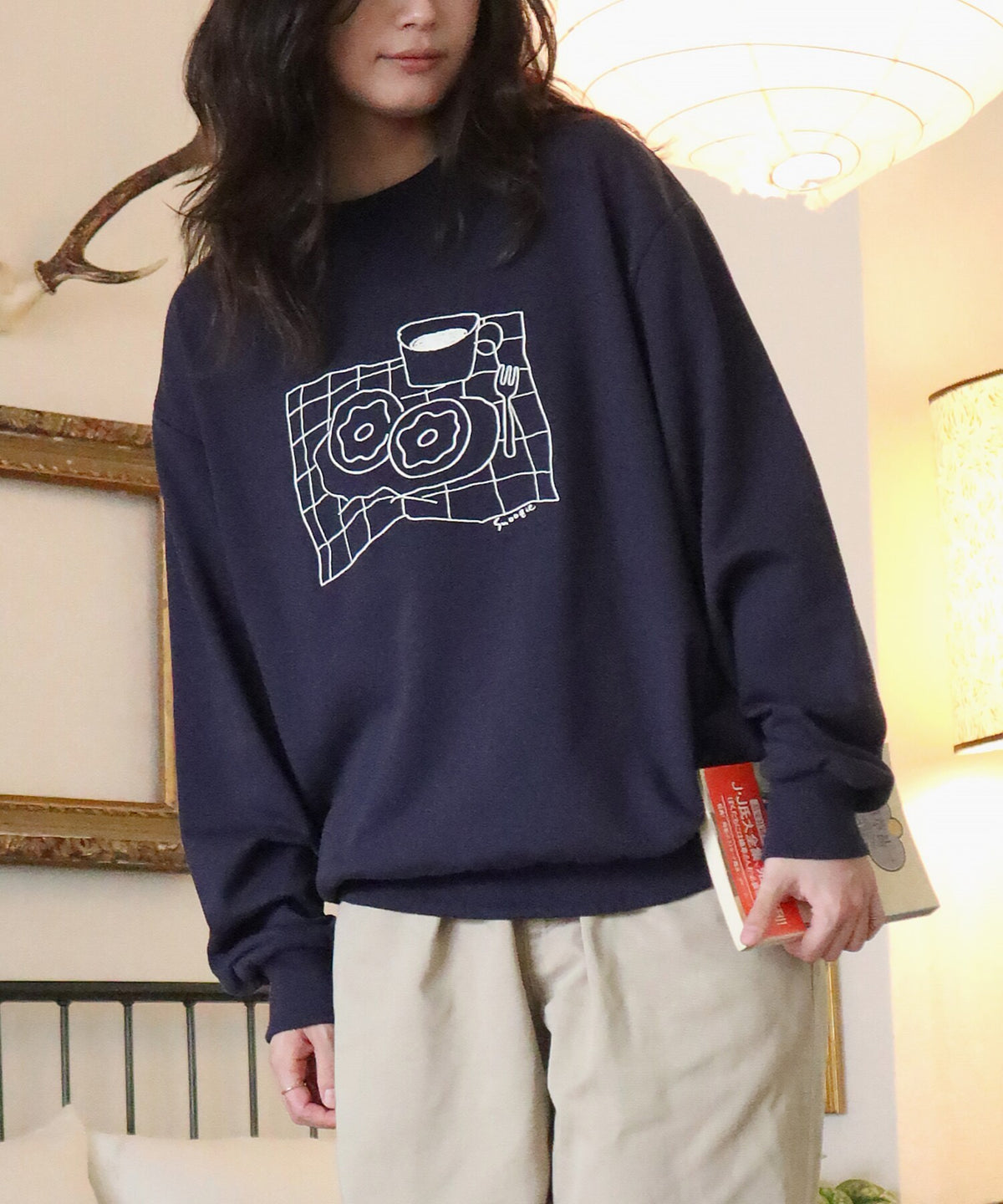 ドーナツ刺繍スウェット