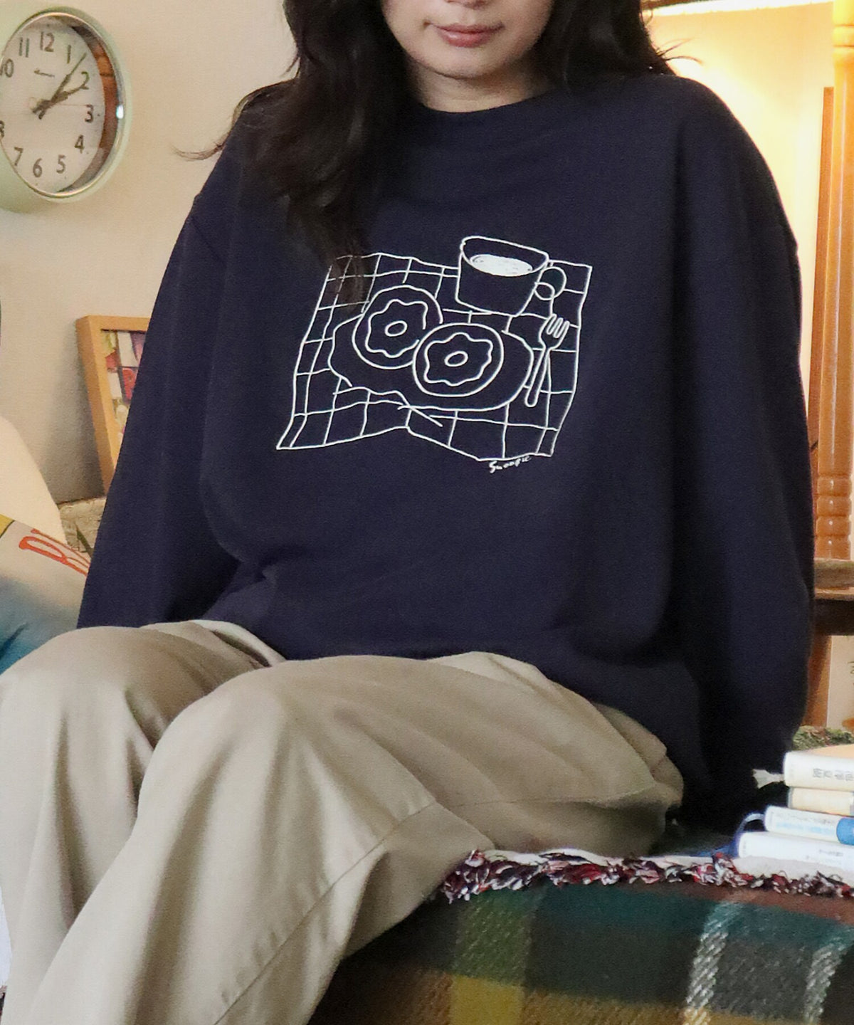 ドーナツ刺繍スウェット