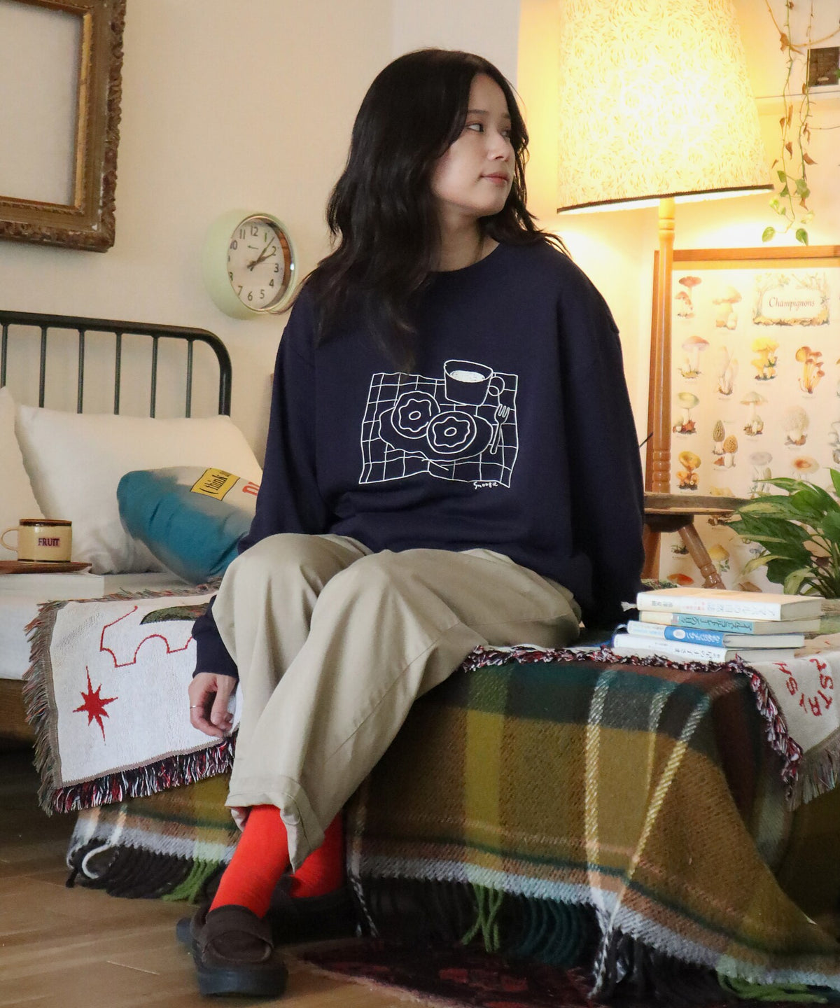 ドーナツ刺繍スウェット