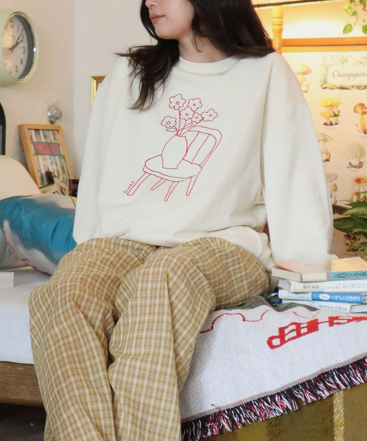フラワー刺繍スウェット