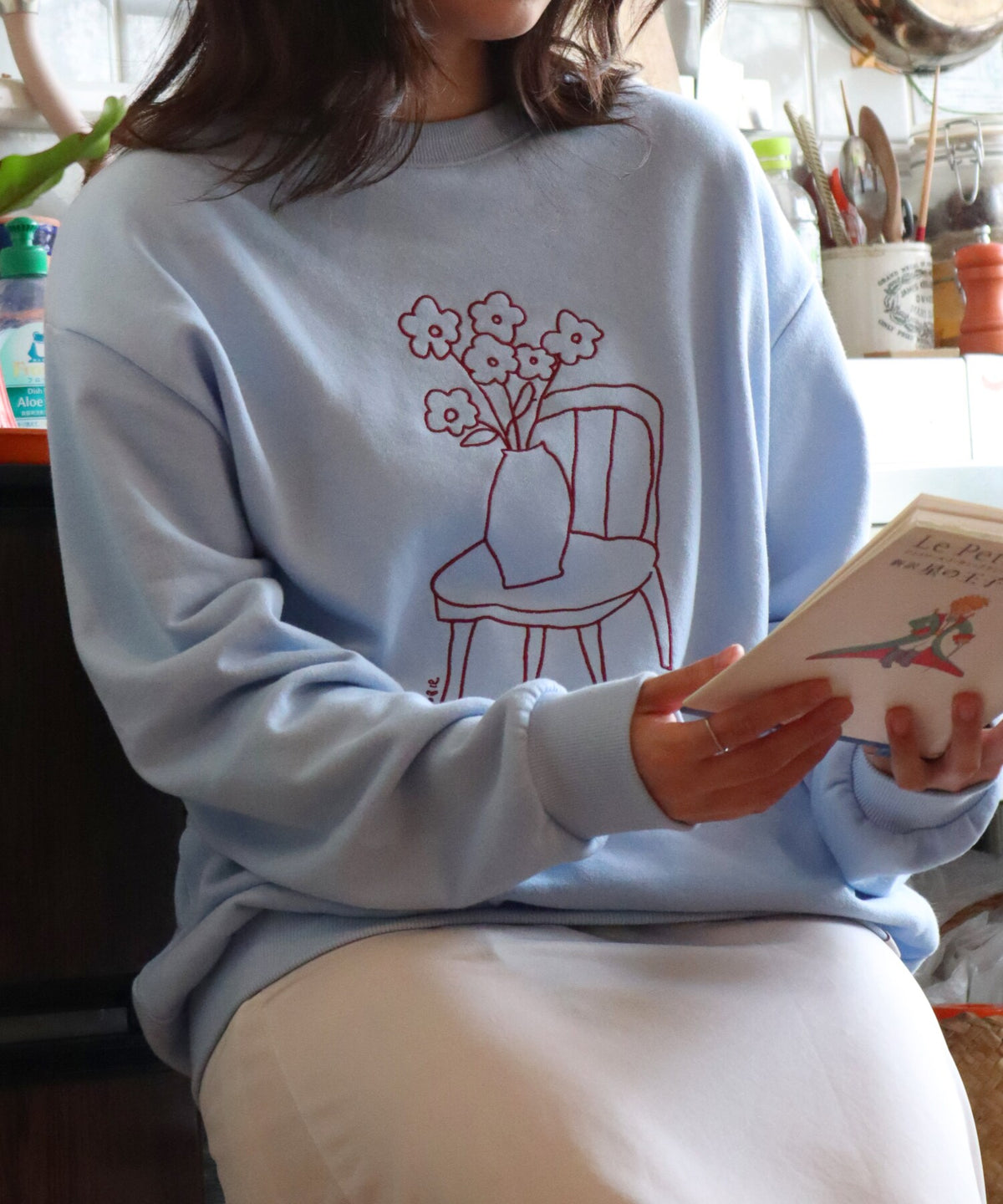フラワー刺繍スウェット