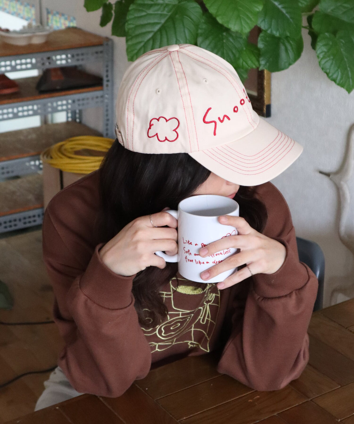 ロゴ刺繍キャップ