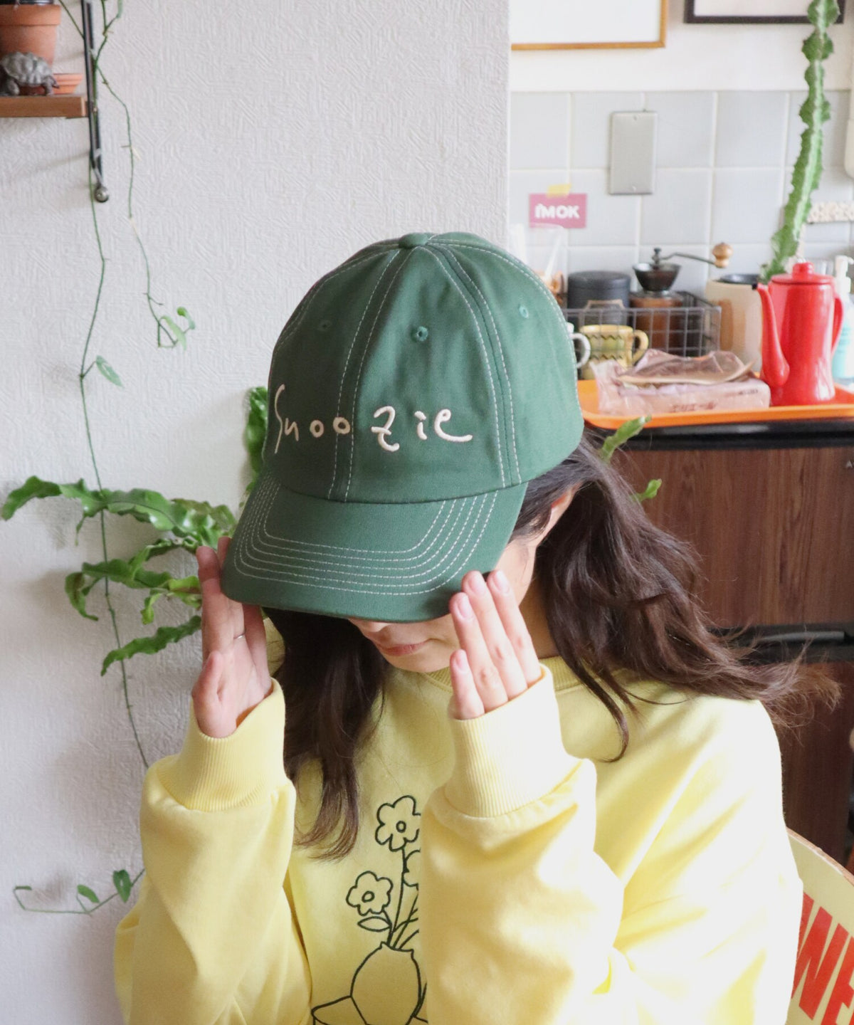 ロゴ刺繍キャップ