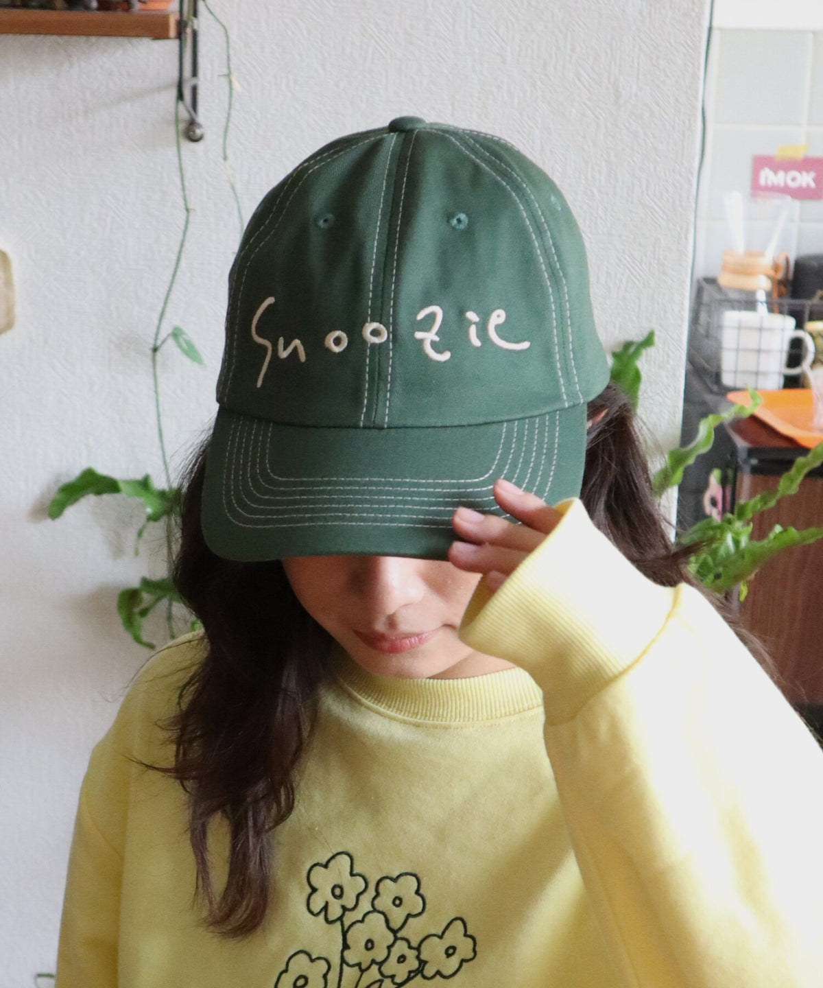 ロゴ刺繍キャップ