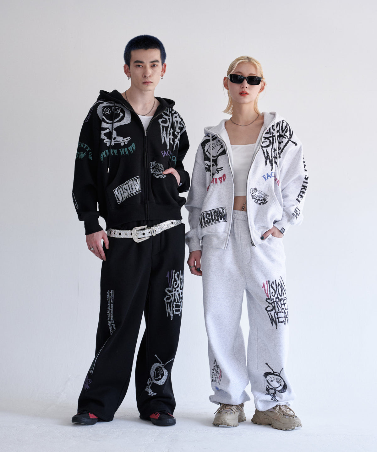 All print Zip Hoodie / 【裏起毛】ラクガキ総柄ジップパーカー