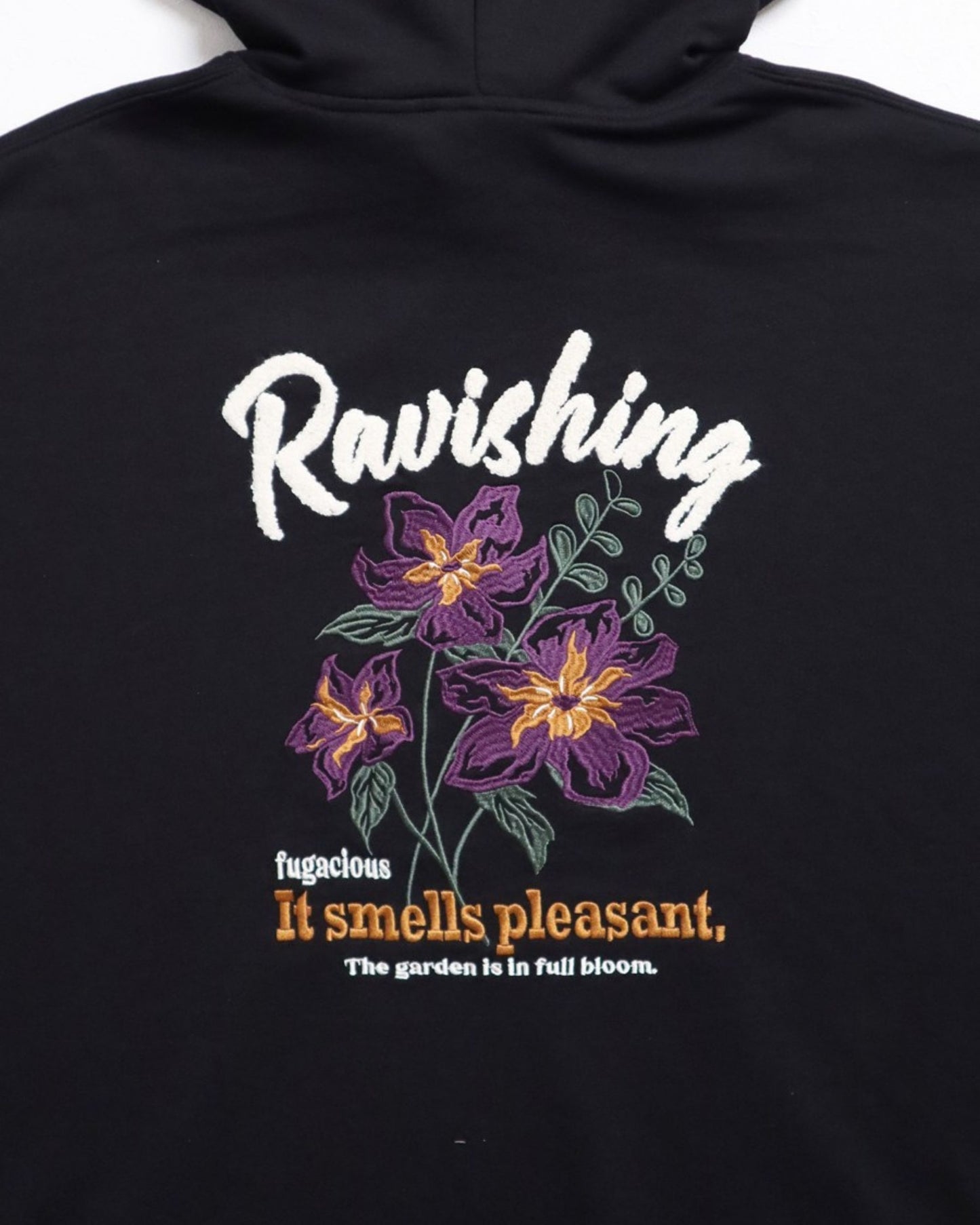 フラワー刺繍パーカー