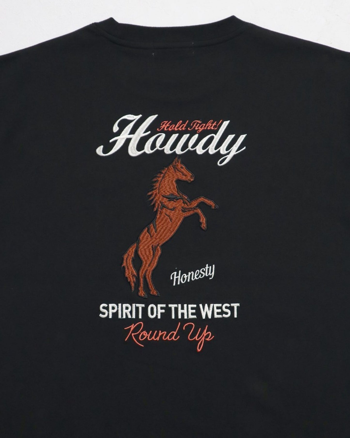 馬刺繍ロゴロンT