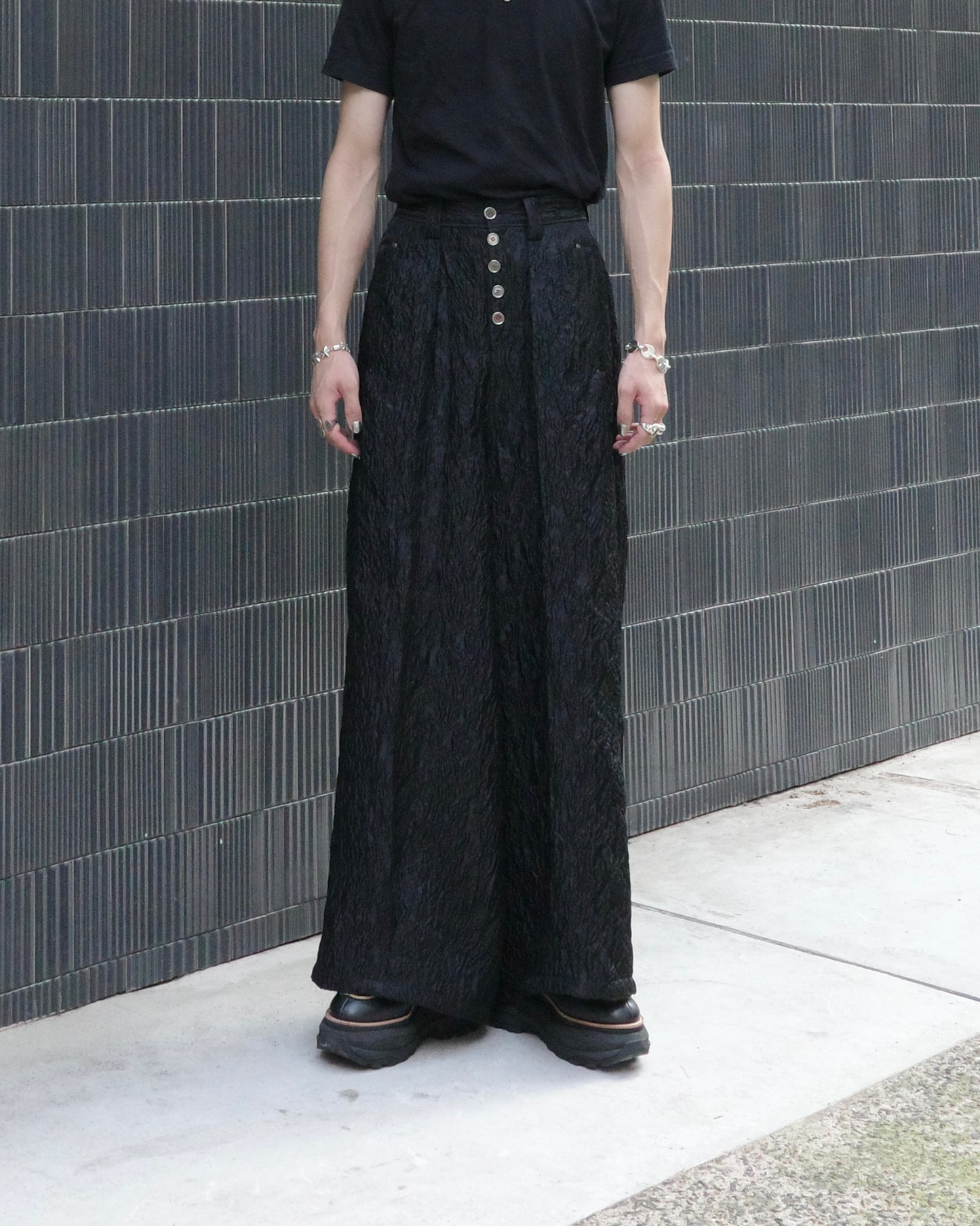 【LOILE】Jacquard wide pants