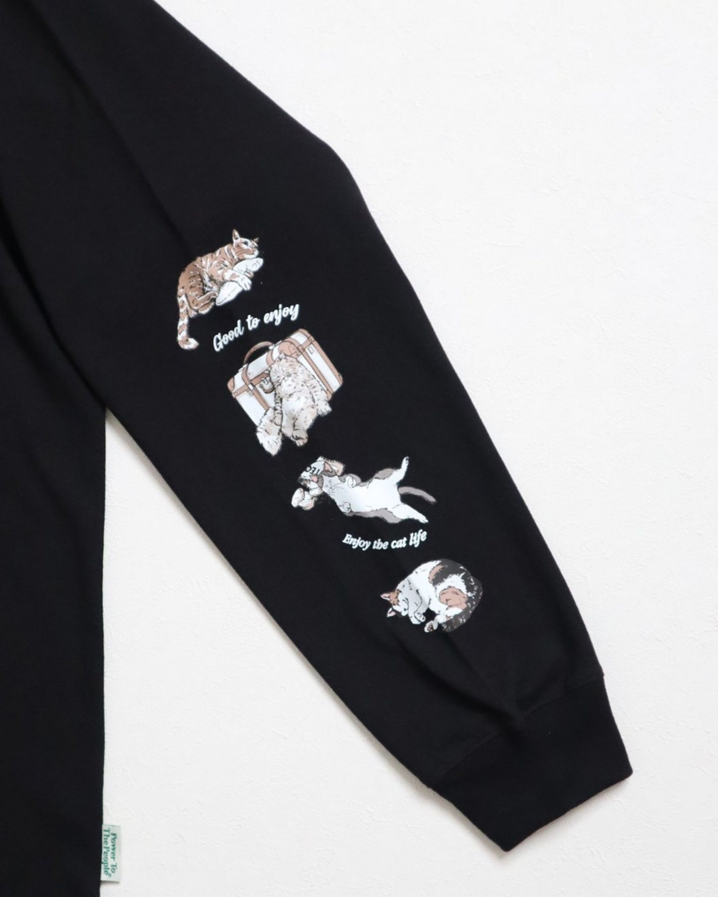 ネコ袖プリントロンT