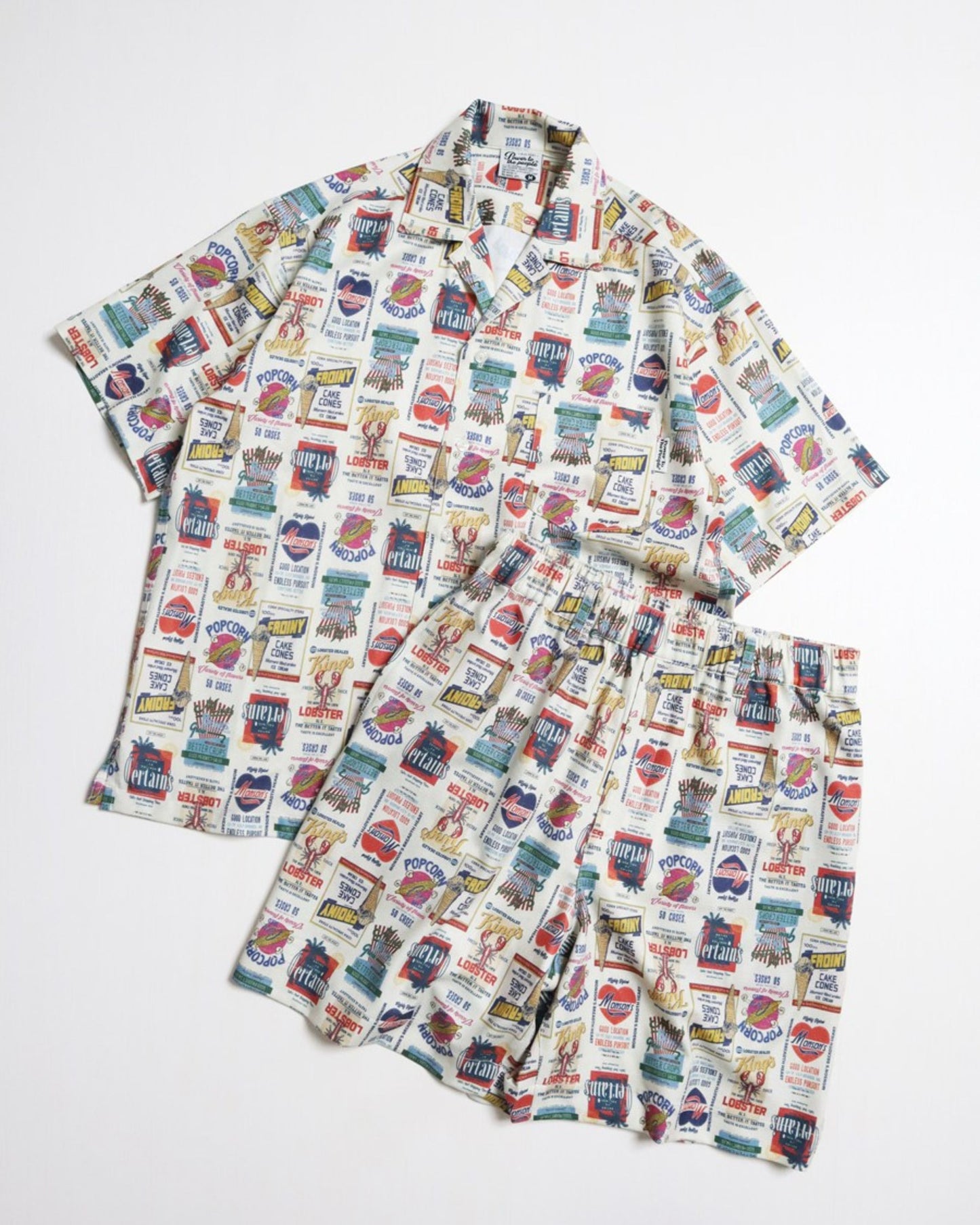 【梨地】総柄シャツ