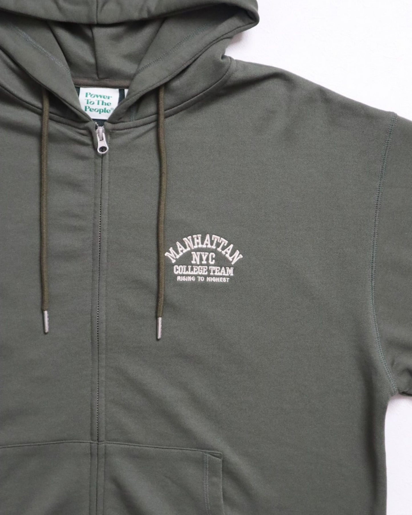 タイガーロゴZIPパーカー