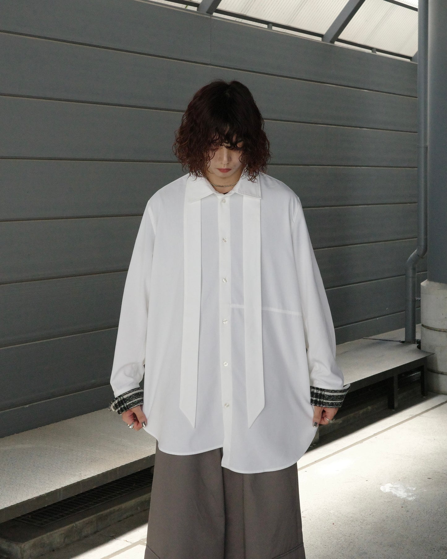 【LOILE】Bow tie shirts