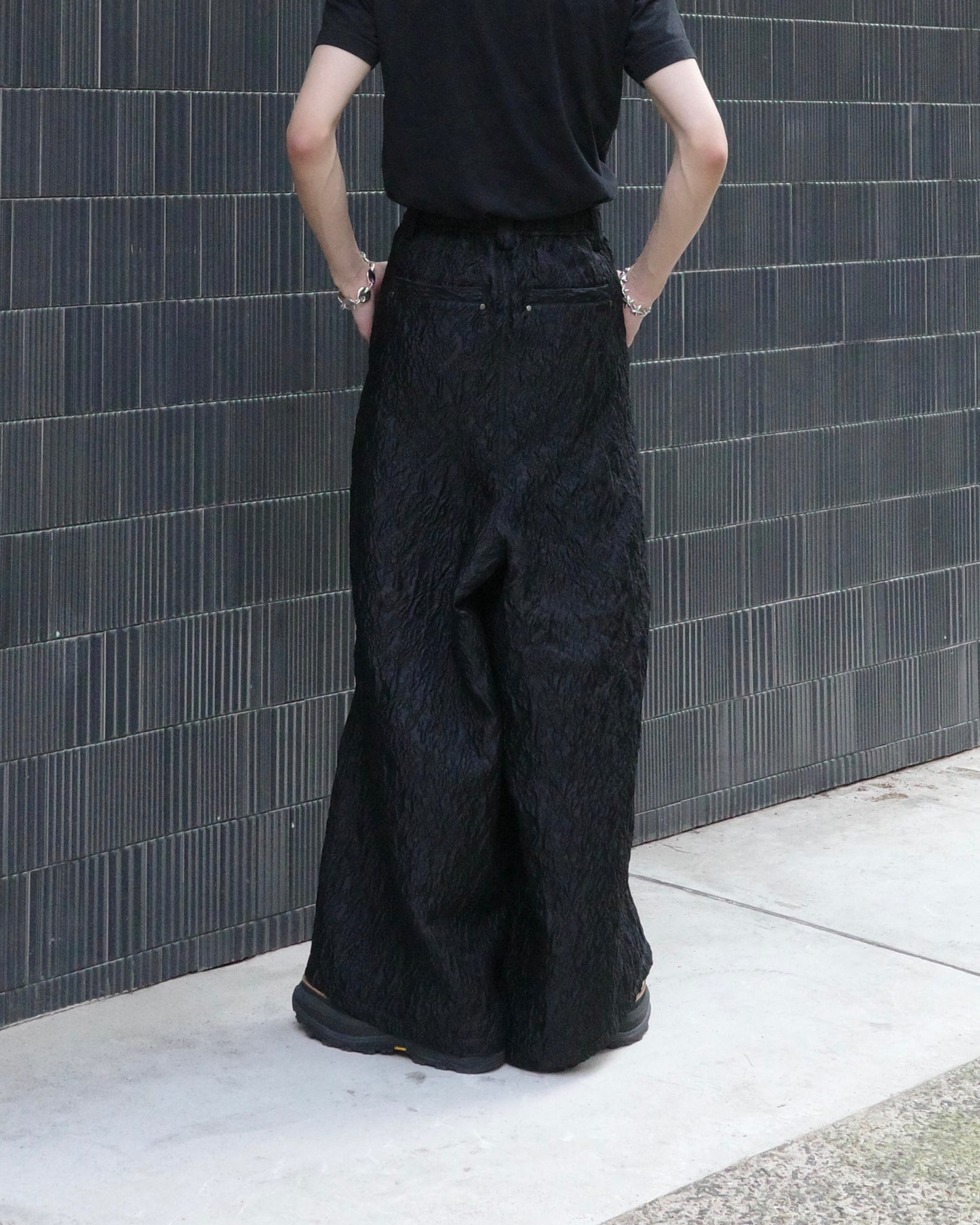 【LOILE】Jacquard wide pants