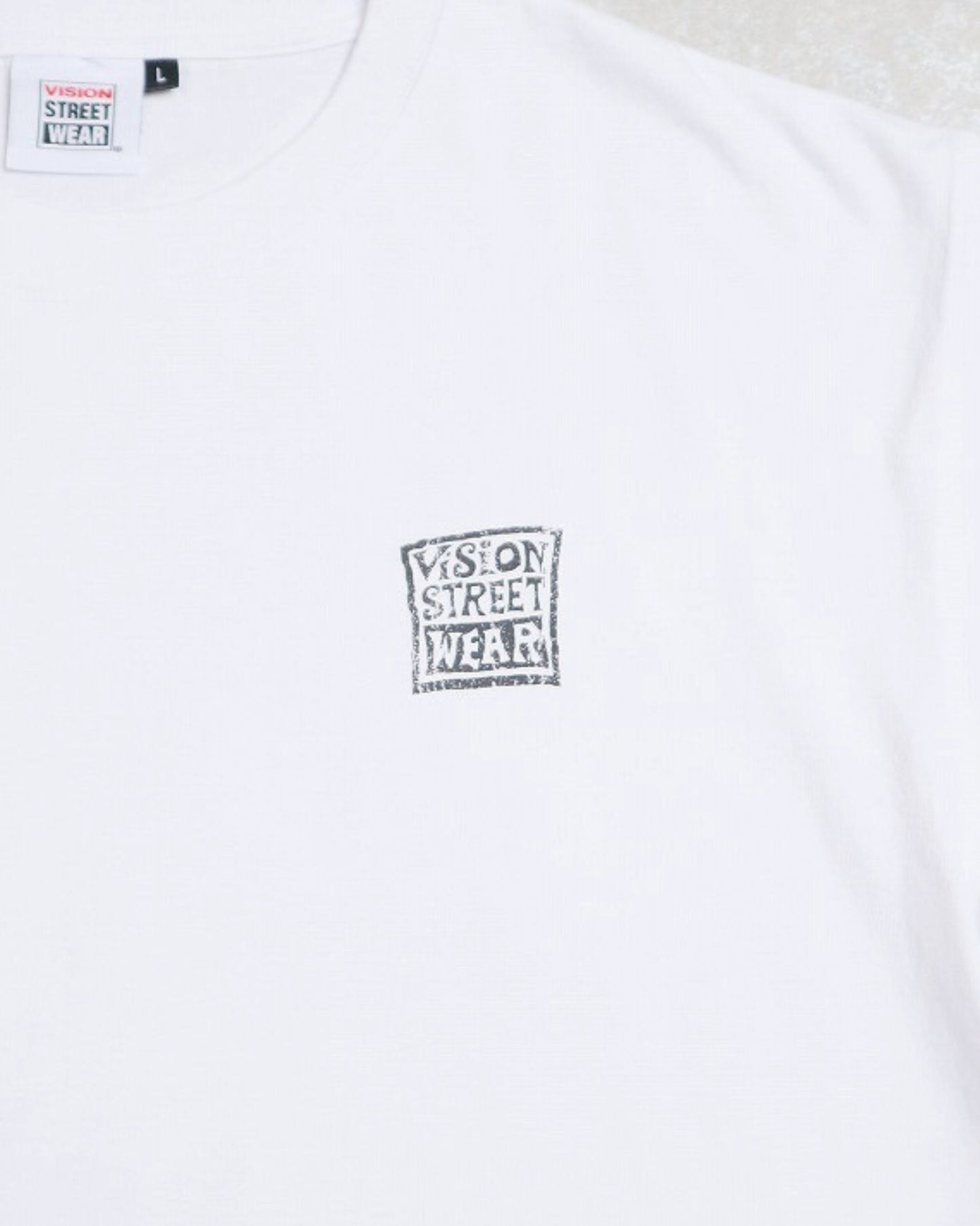 CURLY LOGO TEE