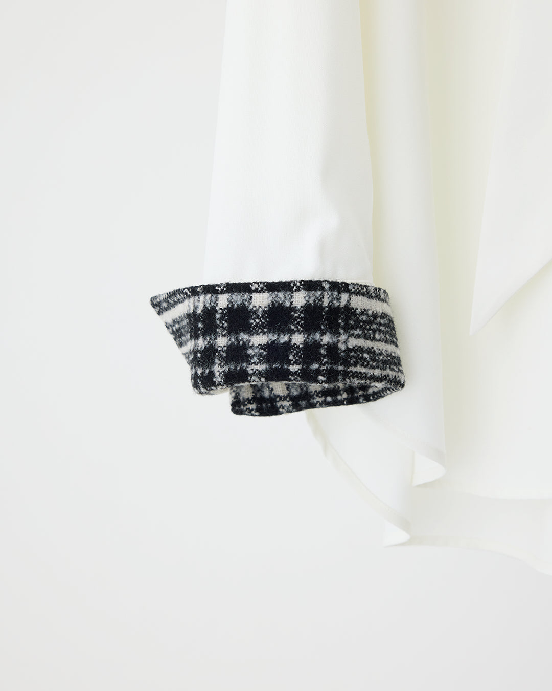 【LOILE】Bow tie shirts